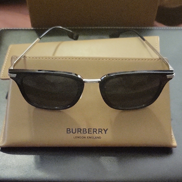 Burberry Other - Burberry Silver and Black Sunglasses
